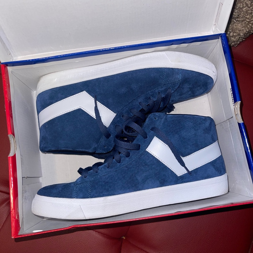 Exclusive Vintage Pony’s